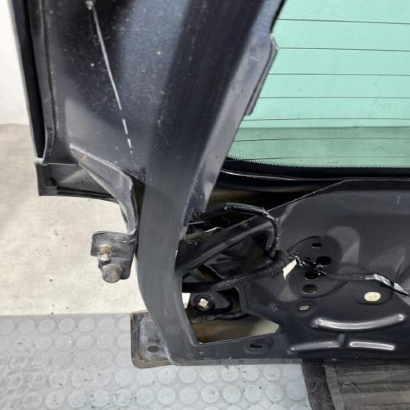 Malle/Hayon arriere PEUGEOT 3008 1 Photo n°10