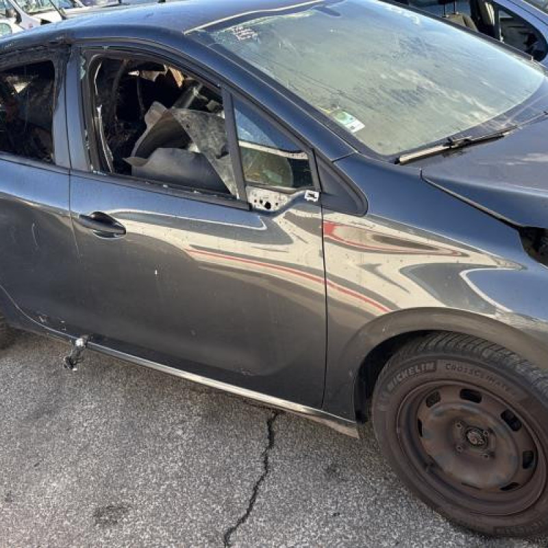 Pare choc arriere PEUGEOT 208 1 Photo n°13