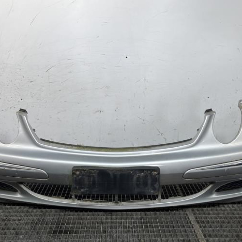 Pare choc avant MERCEDES CLASSE E 211 Photo n°1