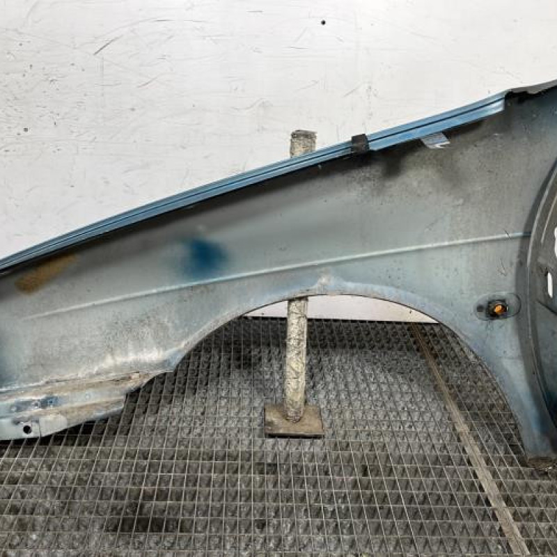 Aile avant droit RENAULT MEGANE 1 Photo n°4