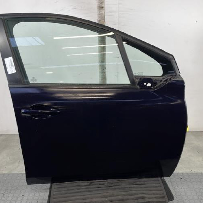Porte avant droit PEUGEOT 208 1 Photo n°1