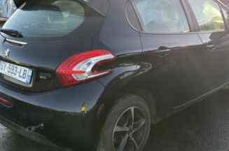Porte avant droit PEUGEOT 208 1