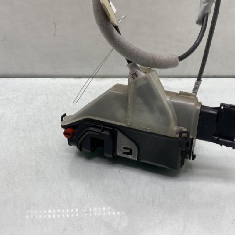 Serrure arriere gauche PEUGEOT 5008 2 Photo n°3