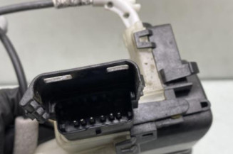 Serrure arriere gauche PEUGEOT 5008 2