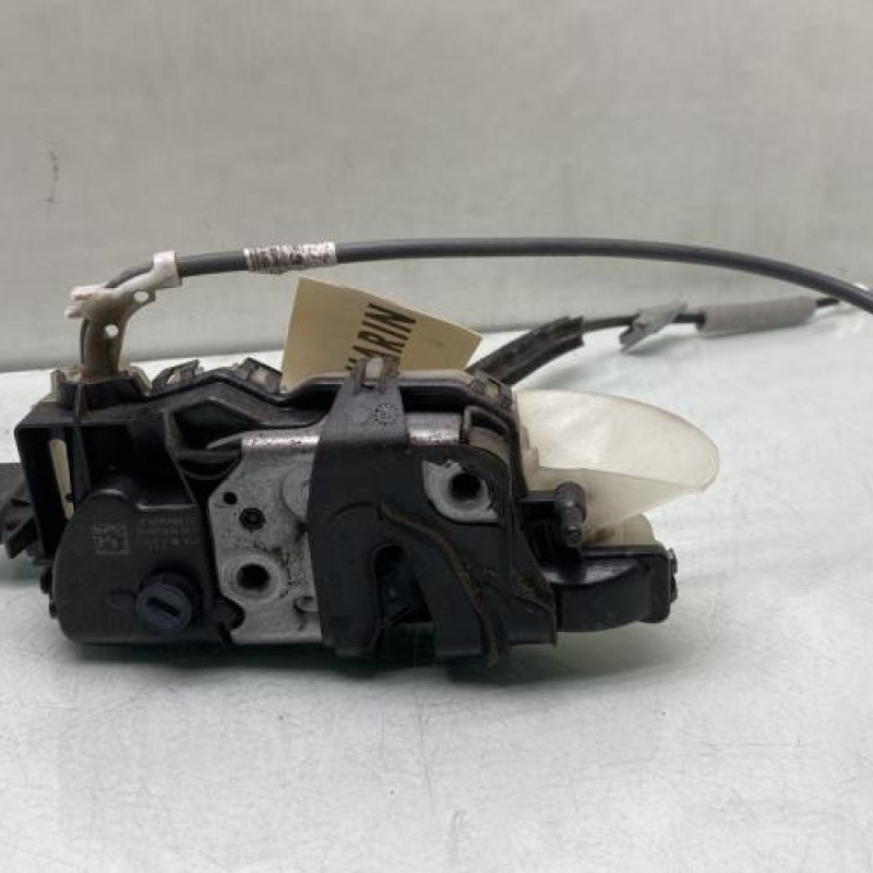 Serrure avant gauche PEUGEOT 5008 2 Photo n°1