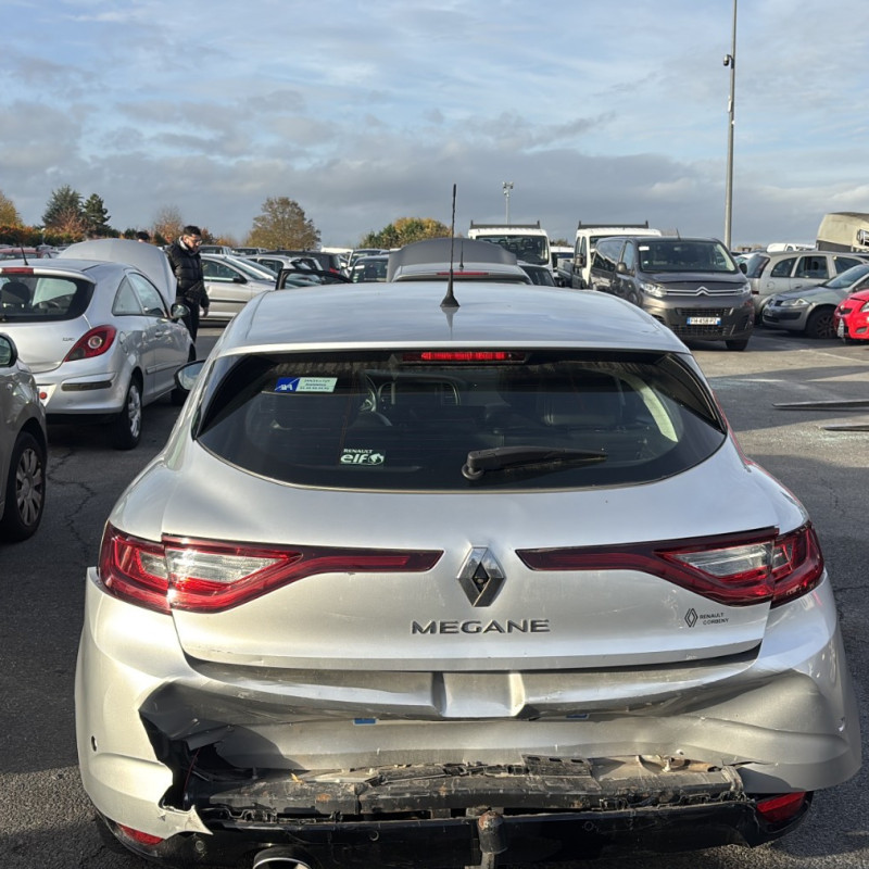 RENAULT MEGANE 4 PHASE 1 1.5 BLUE DCI - 8V TURBO Photo n°17