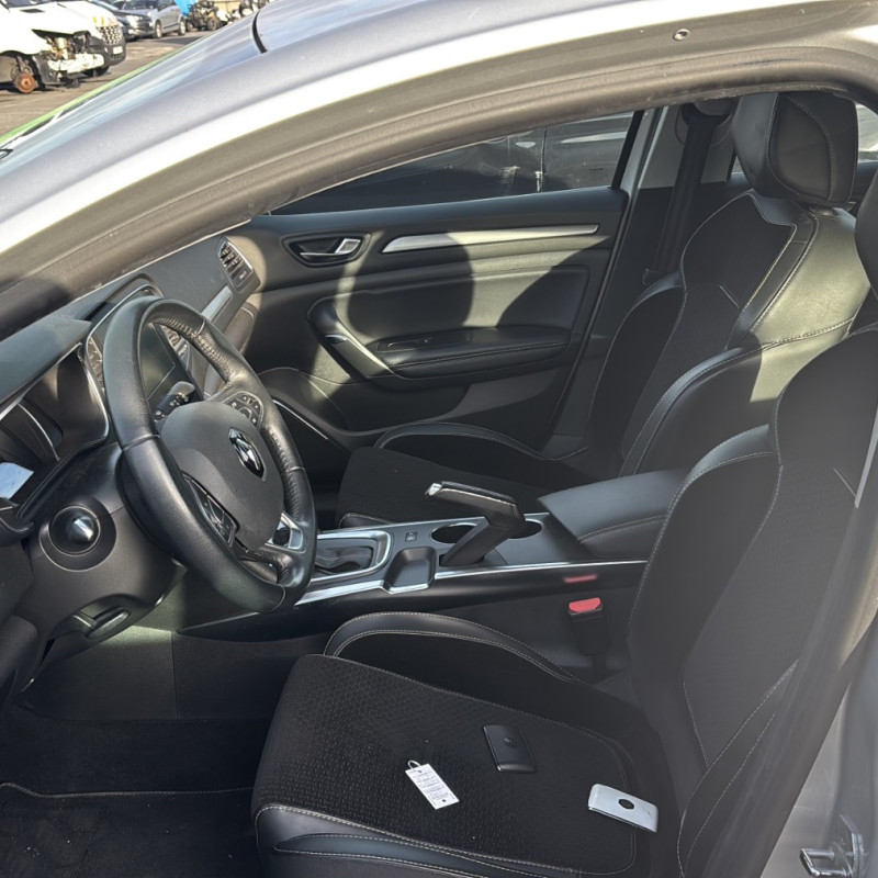 RENAULT MEGANE 4 PHASE 1 1.5 BLUE DCI - 8V TURBO Photo n°24