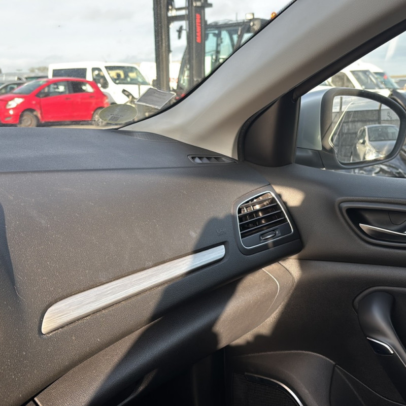 RENAULT MEGANE 4 PHASE 1 1.5 BLUE DCI - 8V TURBO Photo n°32