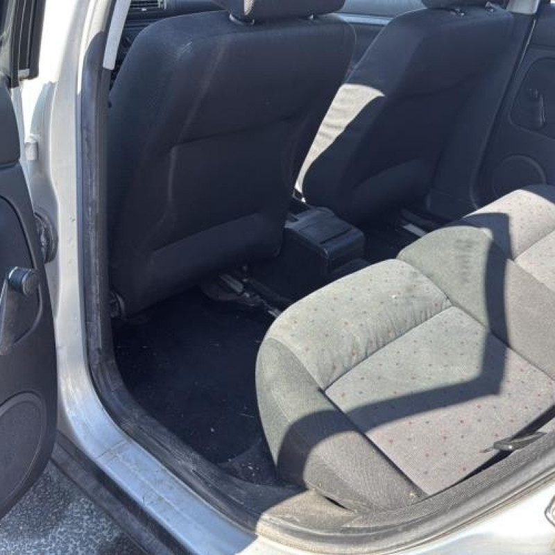 Porte arriere droit VOLKSWAGEN PASSAT 4 Photo n°18