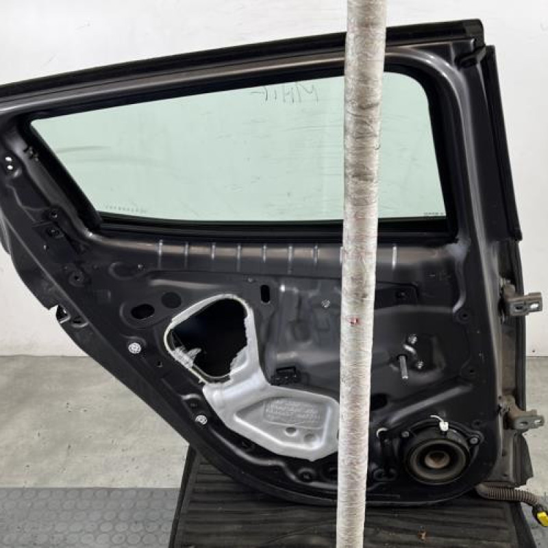 Porte arriere gauche RENAULT CLIO 4 Photo n°5