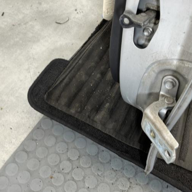 Porte arriere gauche CITROEN C1 2 Photo n°4