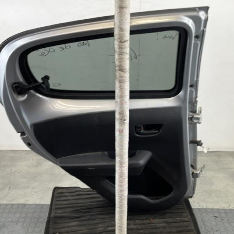 Porte arriere gauche CITROEN C1 2 Photo n°7