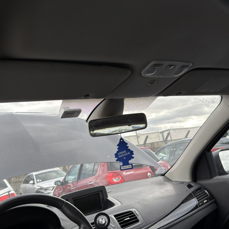 RENAULT MEGANE 3 PHASE 1 1.5 DCI - 8V TURBO Photo n°15