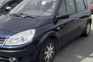 Pare boue arriere gauche RENAULT SCENIC 2