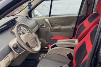 Etrier avant gauche (freinage) RENAULT SCENIC 2