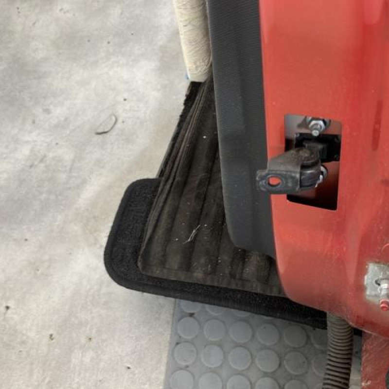 Porte arriere gauche RENAULT CLIO 4 Photo n°5