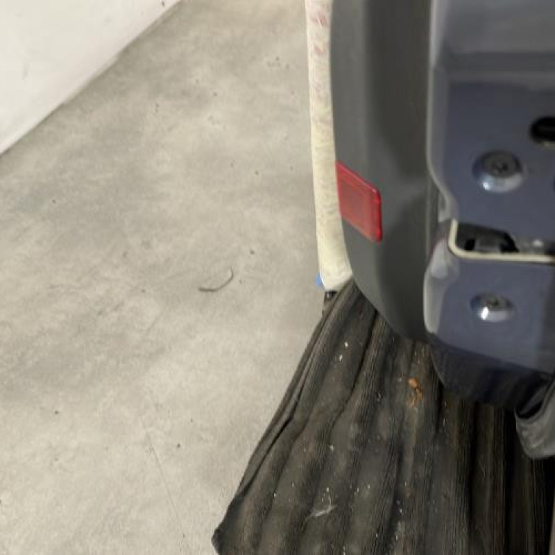 Porte avant droit FORD FIESTA 6 Photo n°3