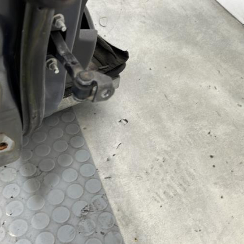 Porte avant droit FORD FIESTA 6 Photo n°5