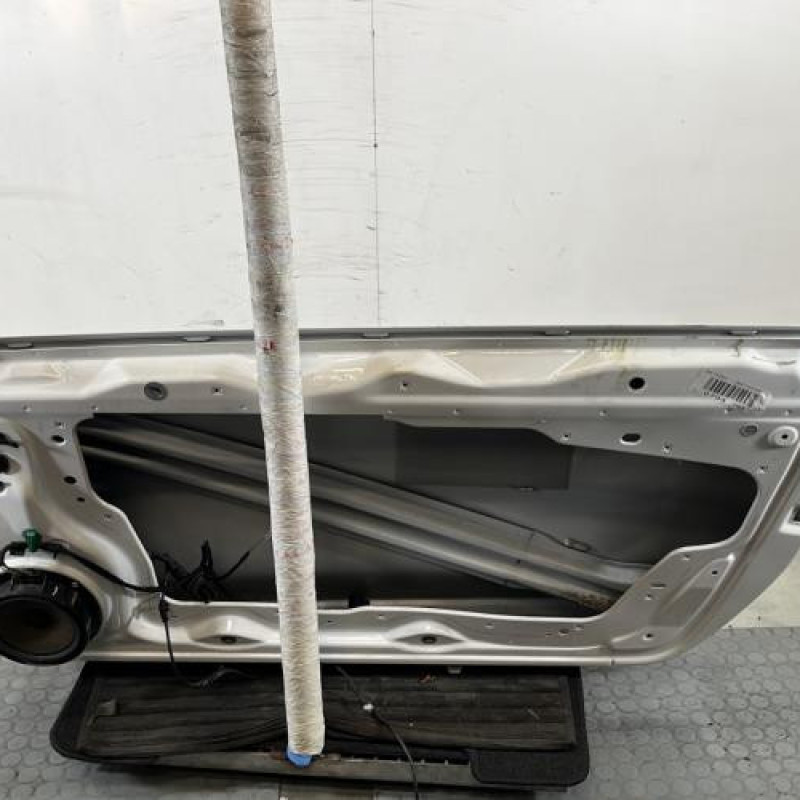 Porte avant droit VOLKSWAGEN SCIROCCO 3 Photo n°4