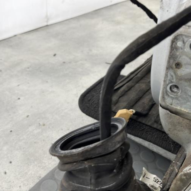 Porte avant gauche VOLKSWAGEN GOLF 4 Photo n°4