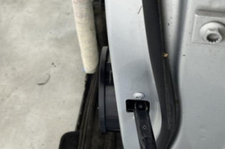 Porte avant gauche VOLKSWAGEN TOURAN 3