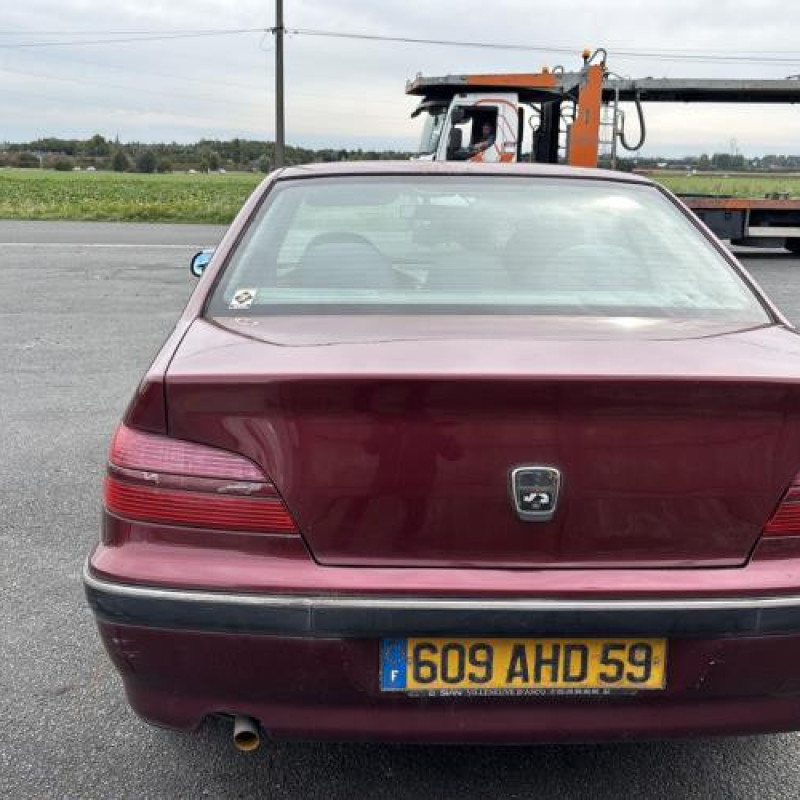 Porte avant droit PEUGEOT 406 Photo n°12