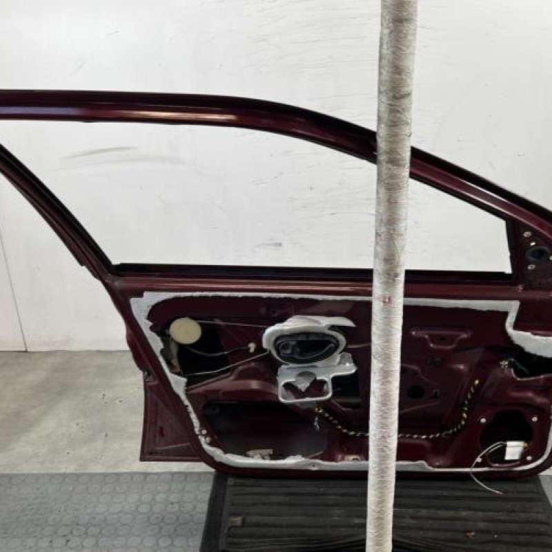 Porte avant gauche PEUGEOT 406 Photo n°8