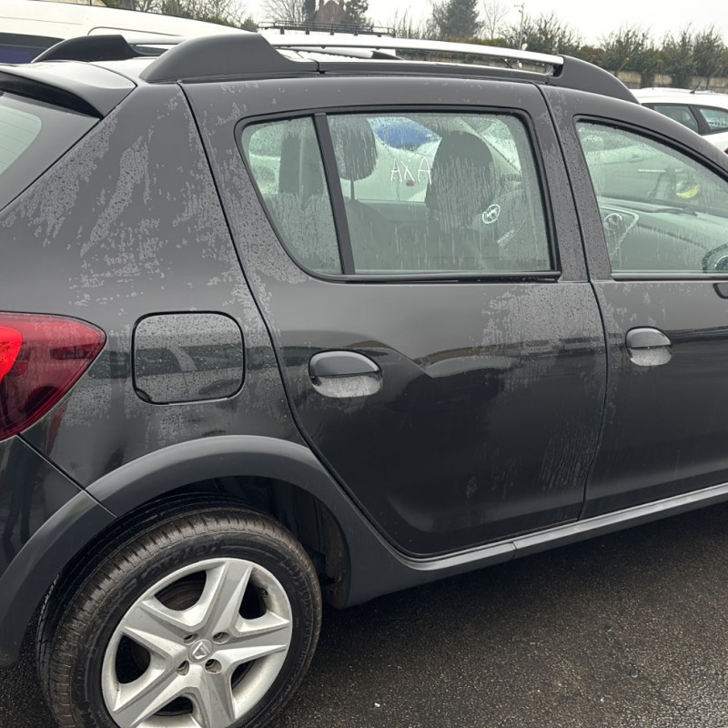 DACIA SANDERO 2 PHASE 1 1.5 BLUE DCI - 8V TURBO Photo n°6