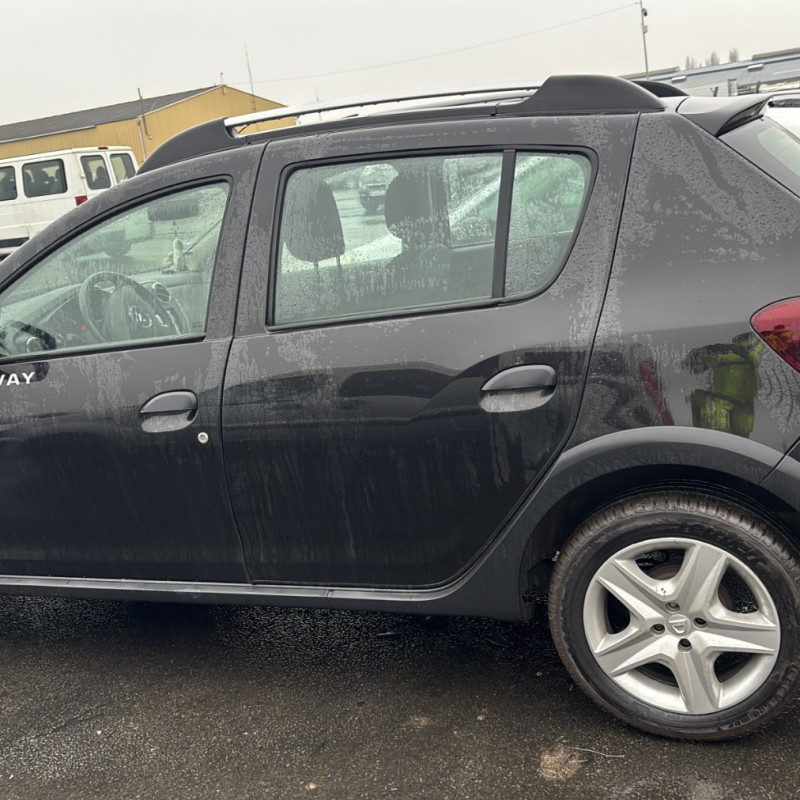 DACIA SANDERO 2 PHASE 1 1.5 BLUE DCI - 8V TURBO Photo n°7