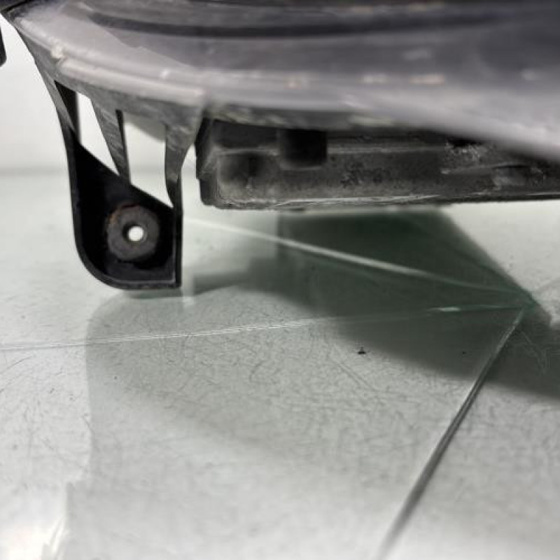 Optique avant principal droit (feux)(phare) MERCEDES CLASSE CLS 219 Photo n°2