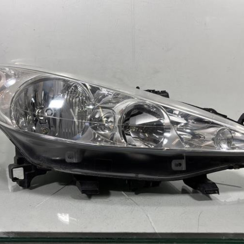 Optique avant principal droit (feux)(phare) PEUGEOT 207 Photo n°1