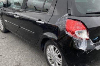 Aile avant droit RENAULT CLIO 3