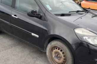 Aile avant droit RENAULT CLIO 3
