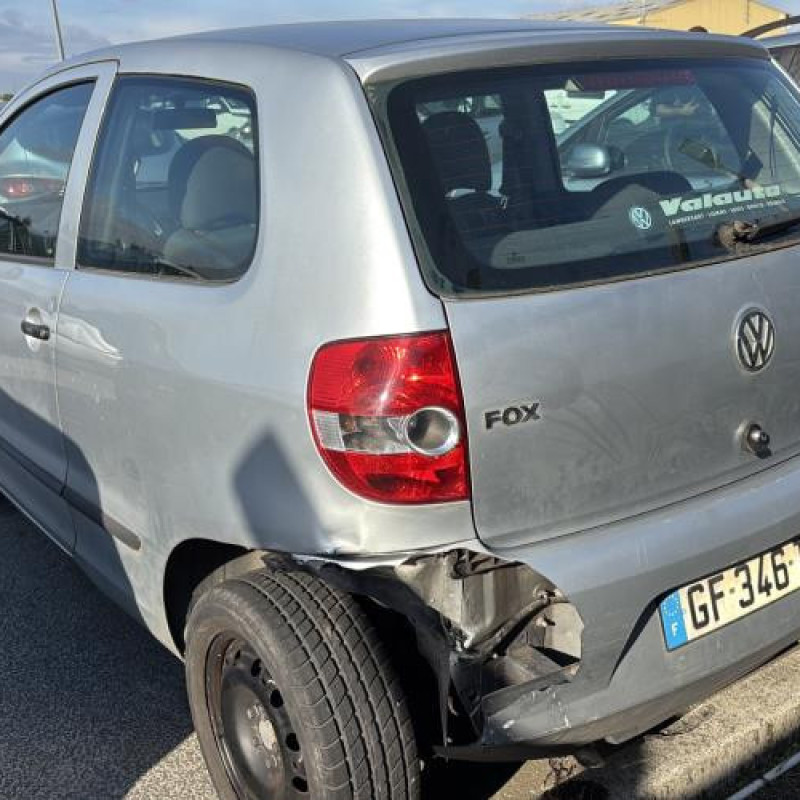 Aile avant droit VOLKSWAGEN FOX Photo n°9