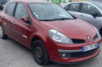 Aile avant droit RENAULT CLIO 3