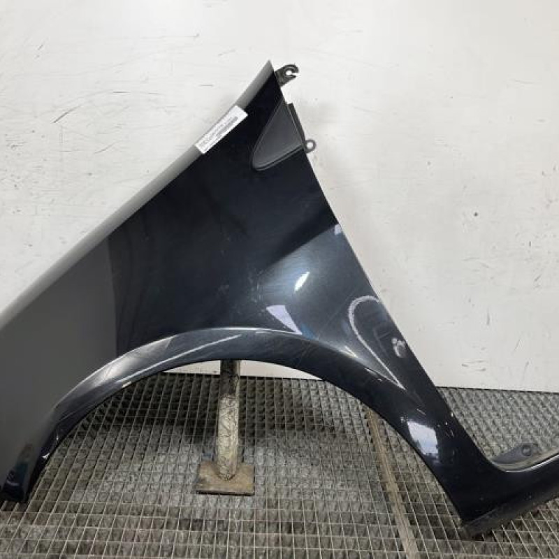 Aile avant gauche RENAULT CLIO 3 Photo n°1