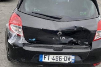 Aile avant gauche RENAULT CLIO 3