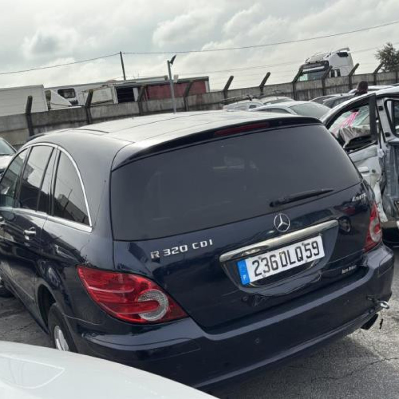 Pretensionneur de ceinture avant gauche MERCEDES CLASSE R 251 Photo n°11