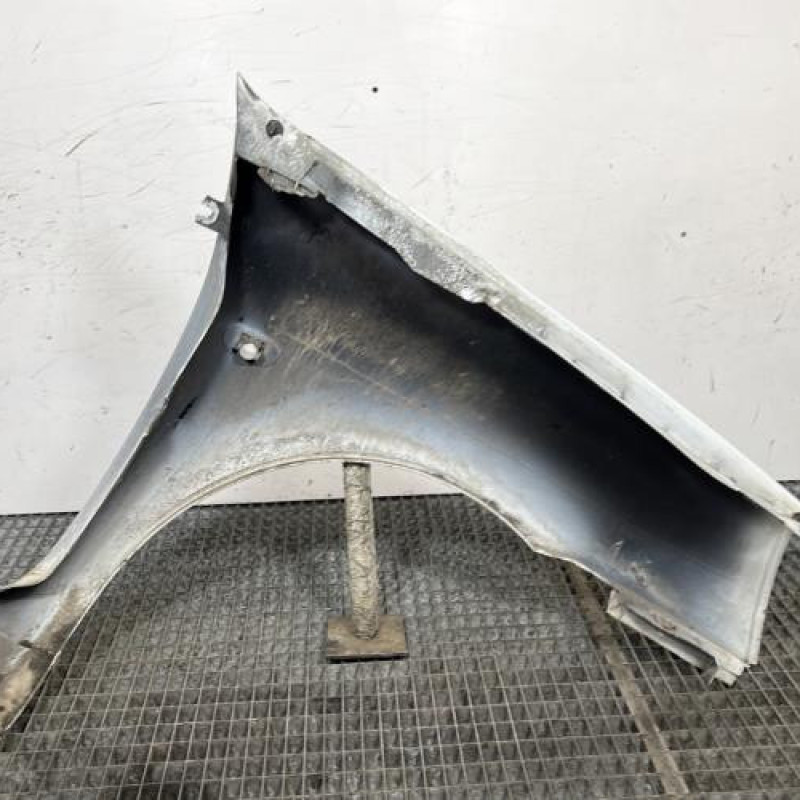 Aile avant gauche RENAULT CLIO 2 CAMPUS Photo n°4