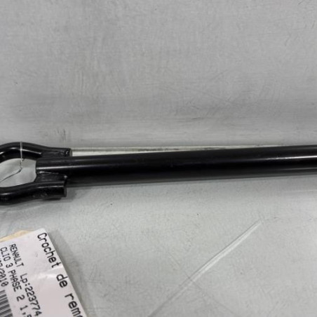 Crochet de remorquage RENAULT CLIO 3 Photo n°1