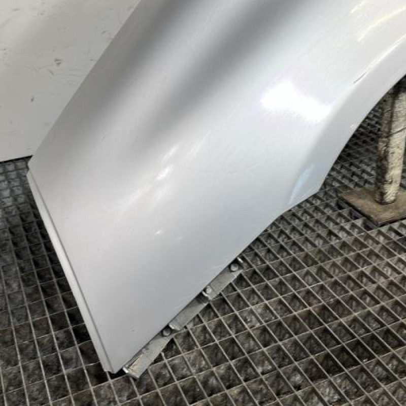 Aile avant gauche RENAULT CLIO 2 Photo n°2