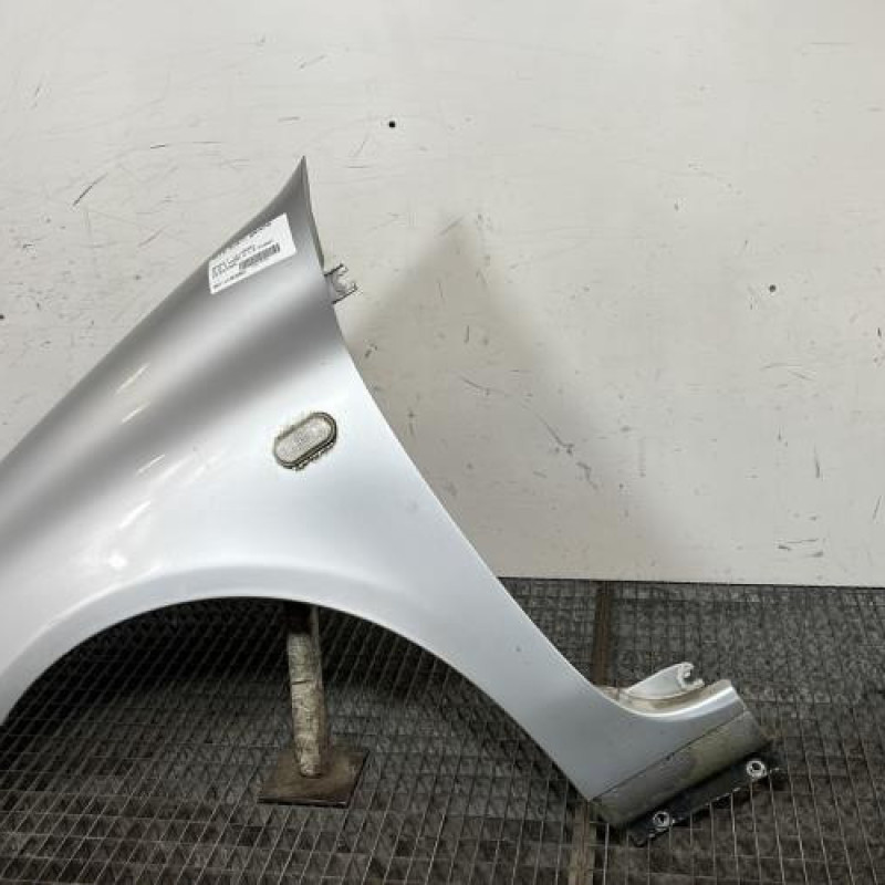 Aile avant gauche RENAULT CLIO 2 Photo n°3