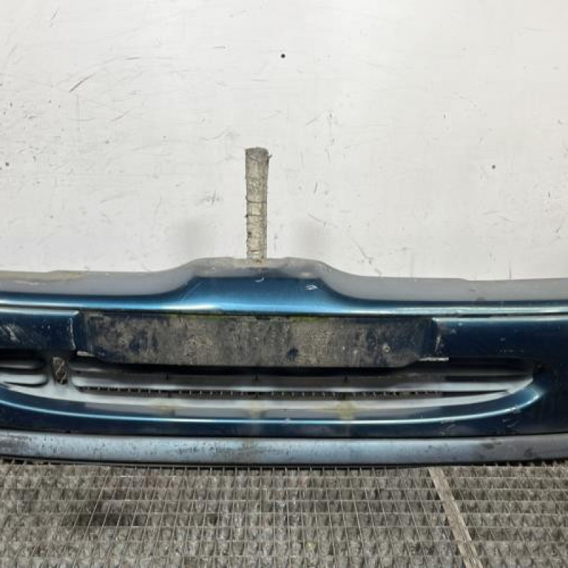 Pare choc avant RENAULT MEGANE 1 Photo n°1