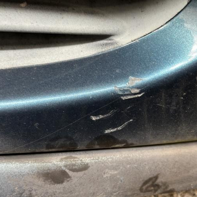 Pare choc avant RENAULT MEGANE 1 Photo n°3