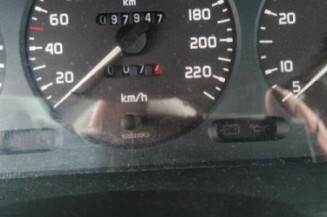 Pare choc avant RENAULT MEGANE 1