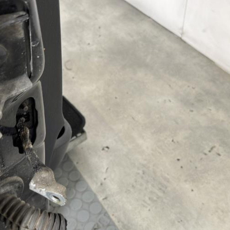 Porte avant droit CITROEN C2 Photo n°4