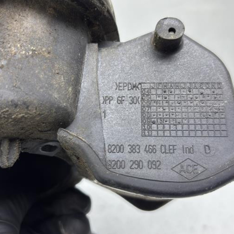 Trappe d'essence RENAULT CLIO 3 Photo n°4