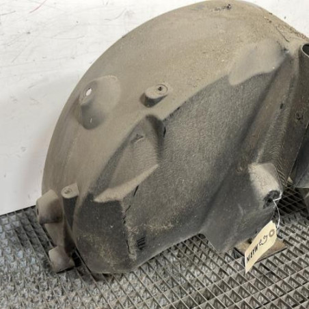 Pare boue arriere droit RENAULT CLIO 4 Photo n°1