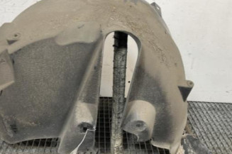 Pare boue arriere droit RENAULT CLIO 4