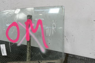 Vitre arriere gauche DACIA SANDERO 1